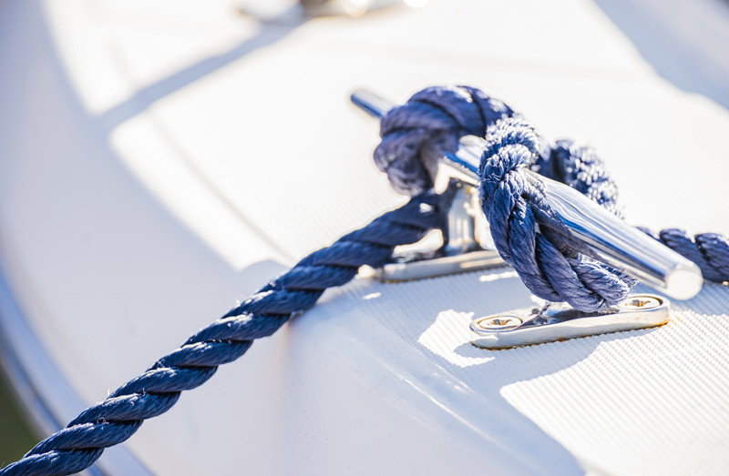 Caractéristiques des différents types de taquets de bateau