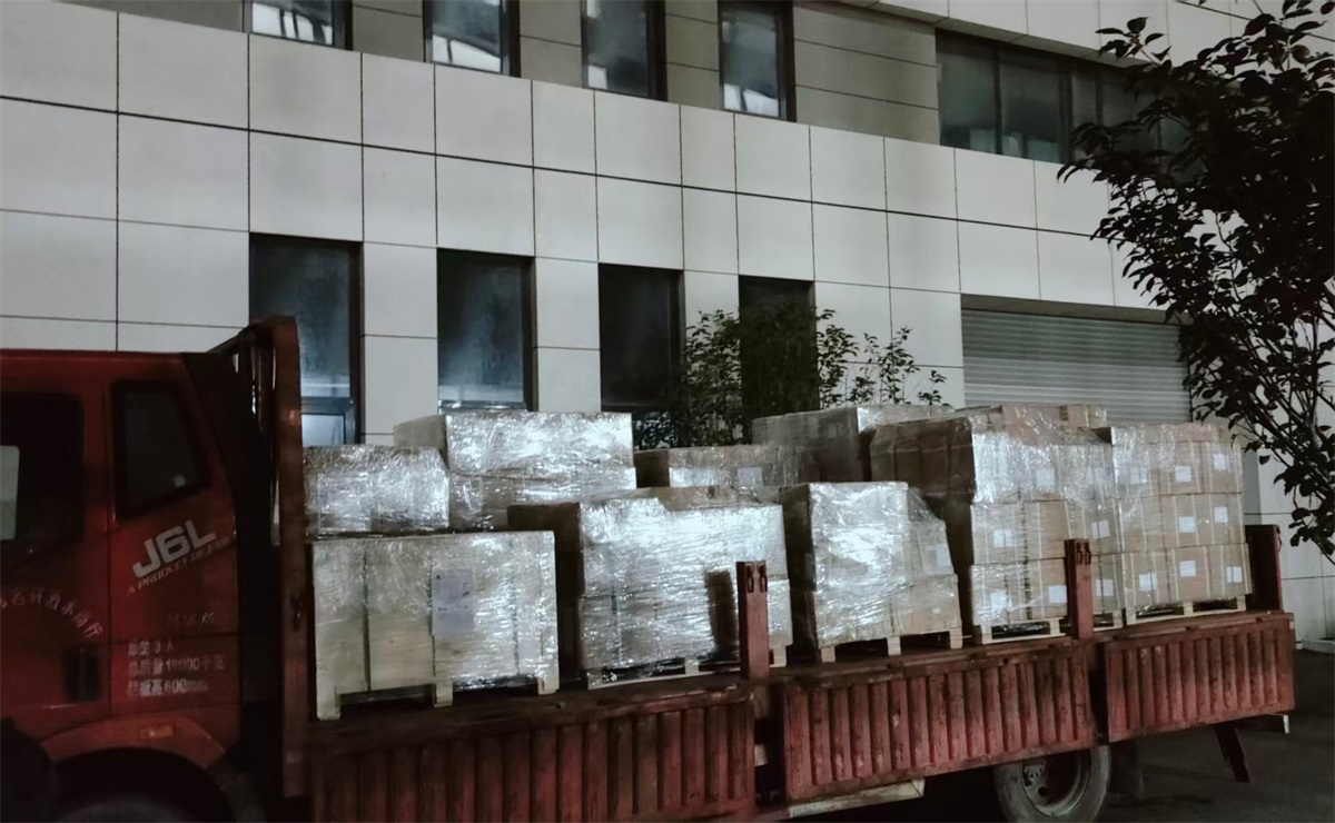 Andy Marine a terminé la production de matériel marin et l'a livré au port