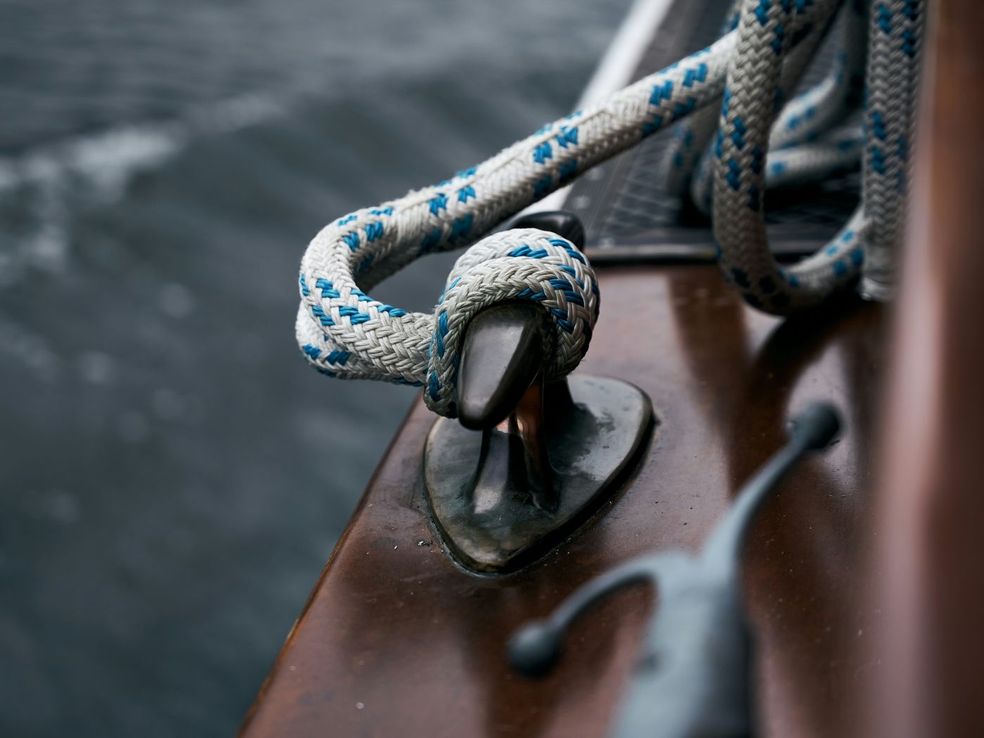ENGINEER TALKS Ep.17 : Installation des taquets de bateau – Plaques de support, protection du noyau et chemins de charge